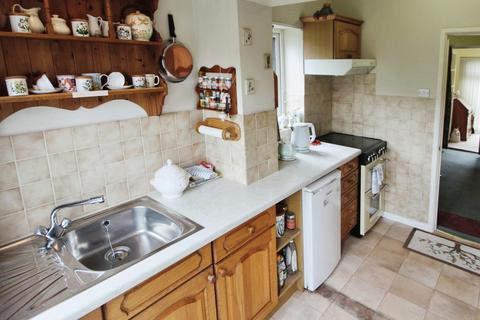 3 bedroom cottage for sale, Stanpit, Christchurch