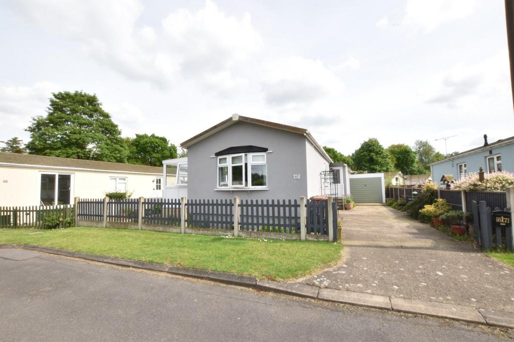 Ashfield Park, Scunthorpe 2 bed park home for sale £99,000
