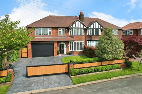 4 bedroom semi-detached house for sale, Park Grove, Worsley, Manchester