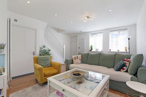 1 bedroom house for sale, Coliston Passage, London SW18