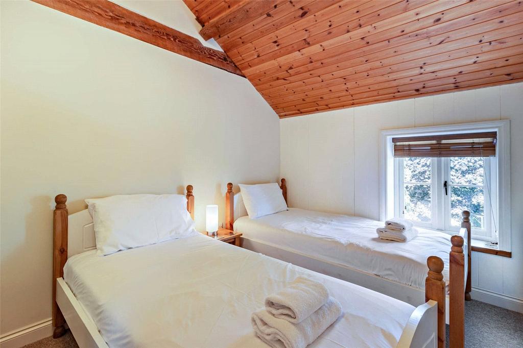 Cottage Bedroom