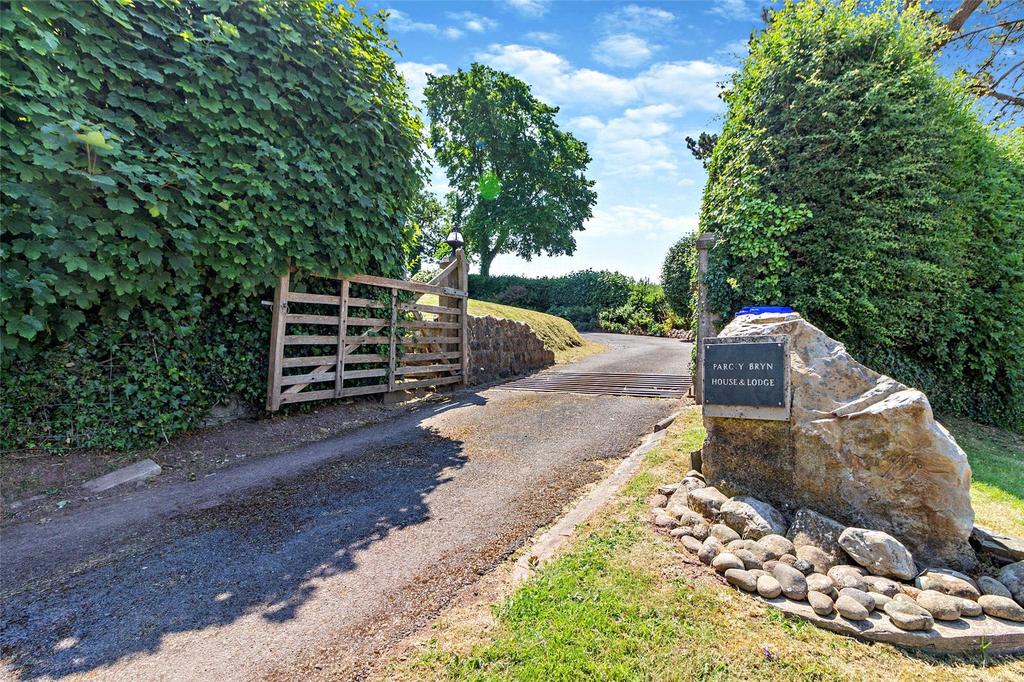 Entrance Gates