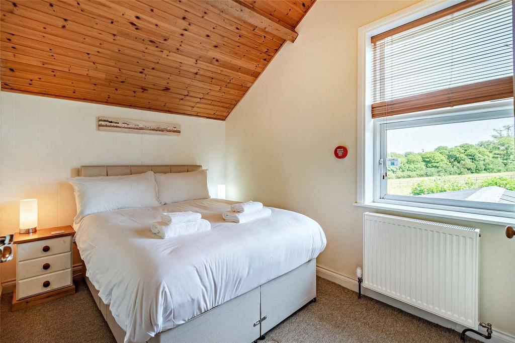 Cottage Bedroom