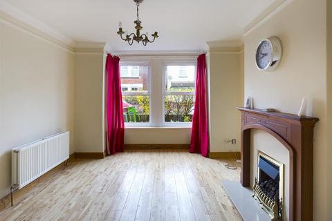 3 bedroom semi-detached house to rent, Garton Road, Southampton
