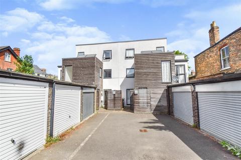 3 bedroom semi-detached house for sale, East End Road, East Finchley N2