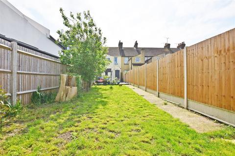 3 bedroom terraced house for sale, Station Road, Rainham, Gillingham