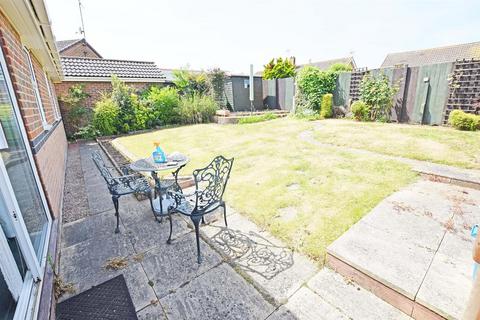 3 bedroom detached bungalow for sale, Shorefields, Gillingham