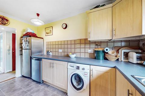 2 bedroom flat for sale, Park Lane, Wembley, Middlesex