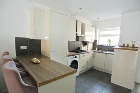 2 bedroom terraced house for sale, Orchard Avenue, Ashford TW15