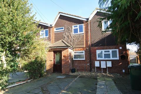 2 bedroom terraced house for sale, Orchard Avenue, Ashford TW15