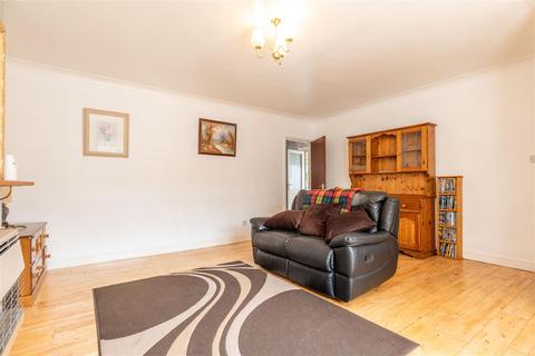 4 bedroom end of terrace house for sale, Charnwood Avenue, Derby DE74