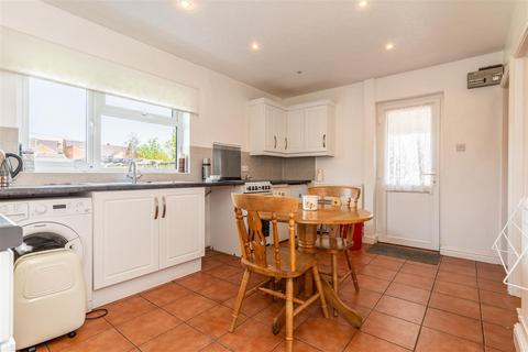 4 bedroom end of terrace house for sale, Charnwood Avenue, Derby DE74