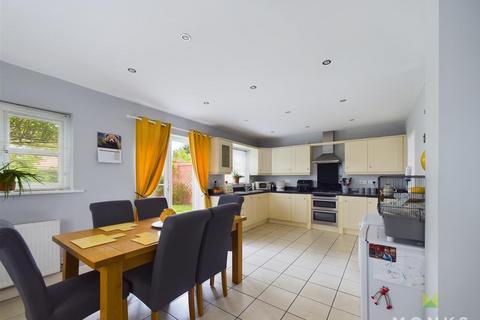 4 bedroom detached house for sale, Isherwoods Way, Wem