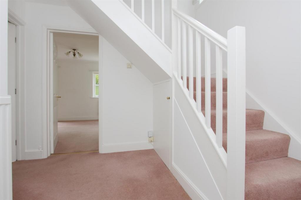 2 mill cottages PH10.JPG