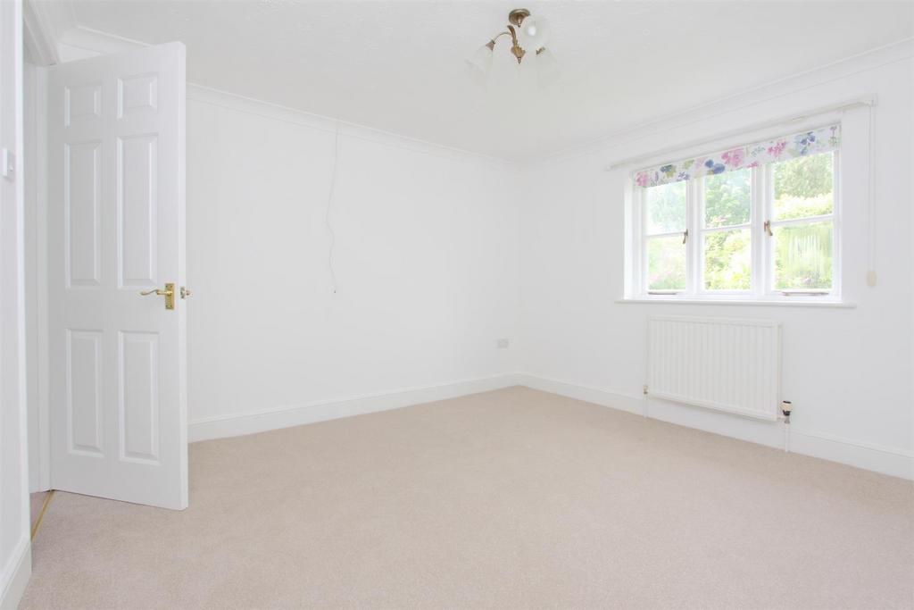 2 mill cottages PH20.JPG