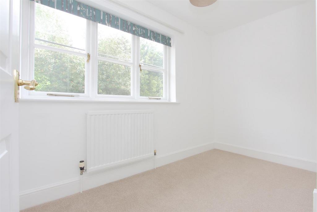 2 mill cottages PH22.JPG