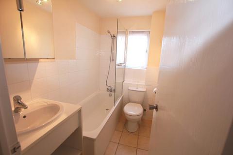 3 bedroom house to rent, Wick Meadows - Extended 3 Bedroom Semi