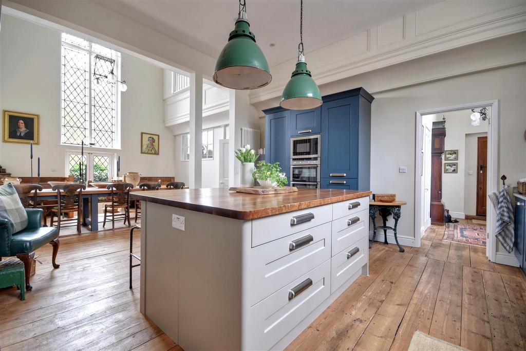 Kitchen / breakfast room