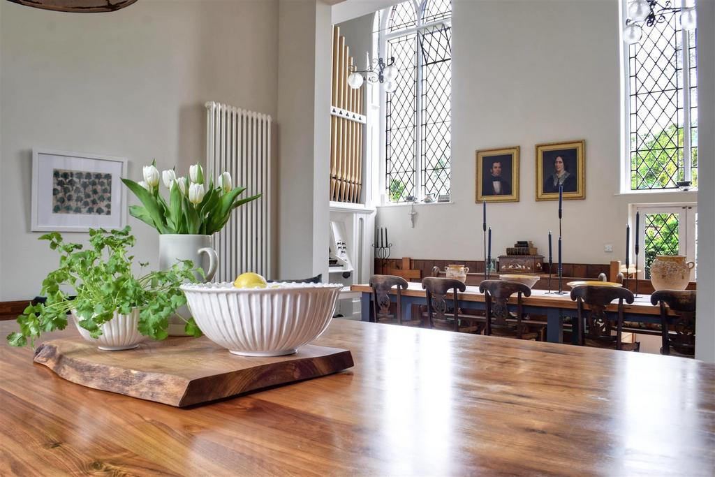 Kitchen / breakfast room