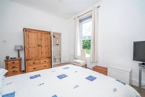 3 bedroom apartment for sale, Christchurch Road, London, N8