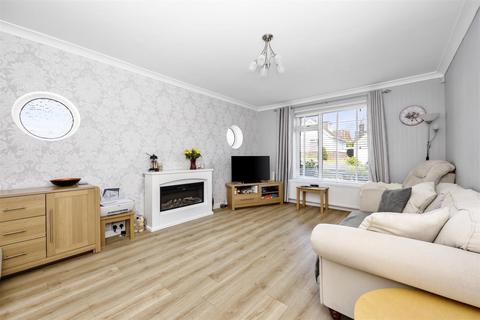 4 bedroom semi-detached house for sale, Heston Avenue, Patcham, Brighton