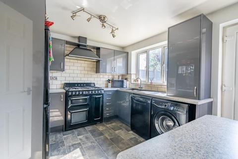 11 Beech Park Close, Riccall, York, YO19 6NL