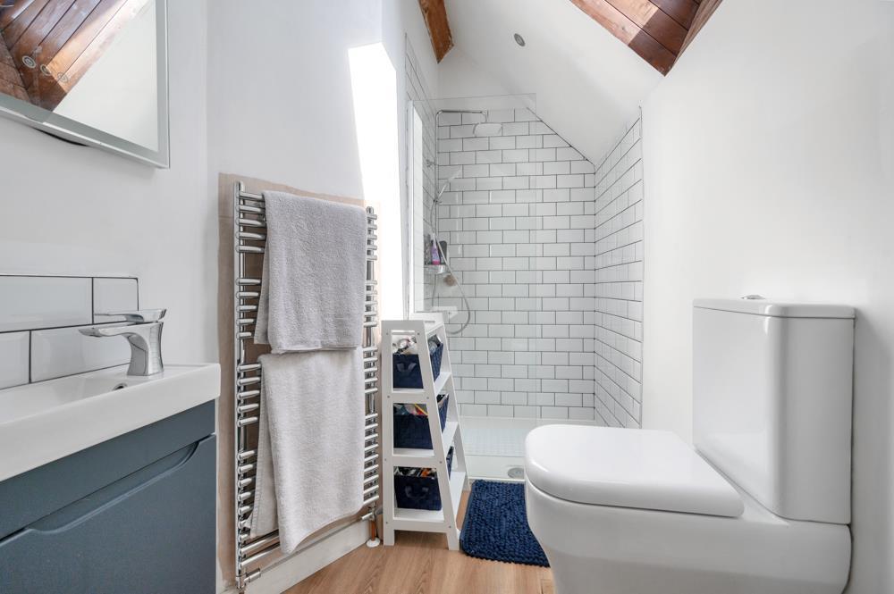 Ensuite shower room
