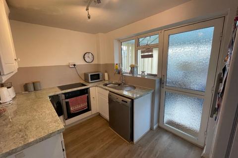 64 Goss Drive, Street, BA16 0RR