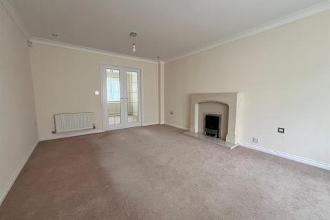 4 bedroom detached house to rent, Kinlet Close, Daimler Green, Coventry, CV6 3LS