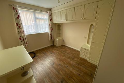 1 bedroom bungalow to rent, Crowmere Road, Walsgrave, Coventry, CV2 2DZ