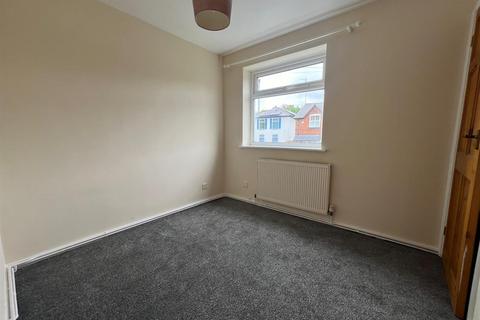 2 bedroom flat to rent, Oak Court, Whitley Village, Whitley, Coventry, CV3 4AJ
