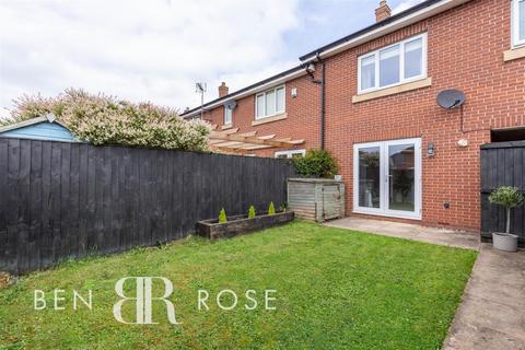 7 Centurion Way, Farington, Leyland, PR25 3BF