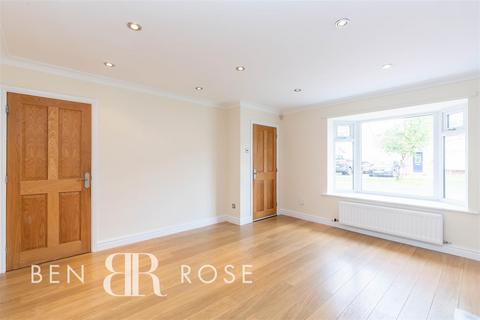38 Kennett Drive, Leyland, PR25 3QX