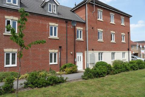 2 bedroom flat to rent, Steel Green, New Farnley, Leeds