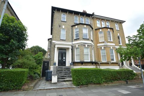 1 bedroom flat to rent, Grove Road, Surbiton