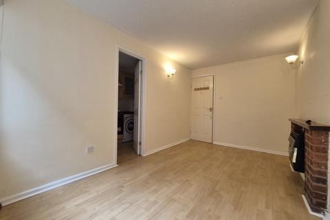 1 bedroom flat to rent, Old Hall Close, Stourbridge, West Midlands