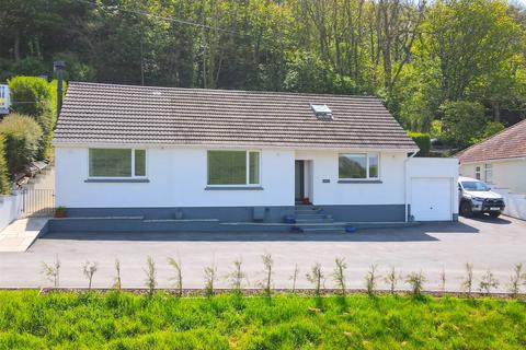 4 bedroom detached house for sale, North Down Road, Braunton, Devon, EX33