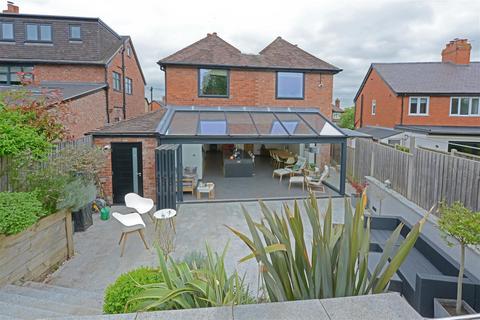 4 bedroom detached house for sale, Woodfield Road, Copthorne, Shrewsbury
