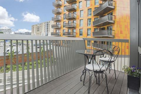 1 bedroom apartment to rent, Bywell Place Canning Town E16