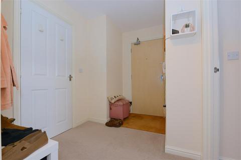 2 bedroom apartment for sale, Poplar Close, Spring Gardens, Shrewsbury