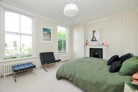4 bedroom terraced house for sale, Narford Road, Stoke Newington