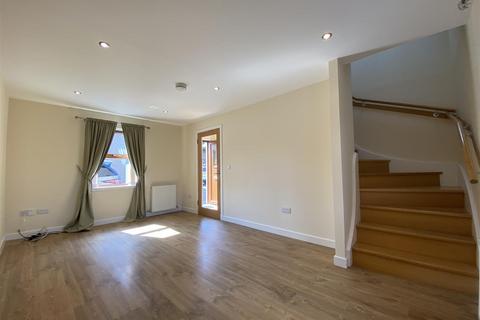 2 bedroom detached house to rent, Mid Street, Alyth