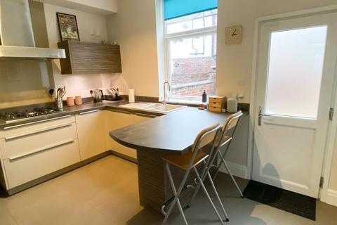 2 bedroom terraced house for sale, New Beech Road, Heaton Mersey, Stockport