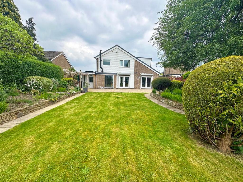 Thornhill Road, Steeton, 4 bed detached house £450,000