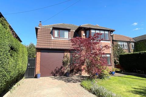 4 bedroom detached house for sale, Framingham Road, Sale