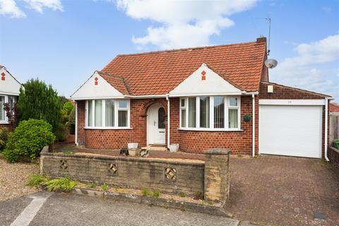 2 bedroom detached bungalow for sale, Canham Grove, York