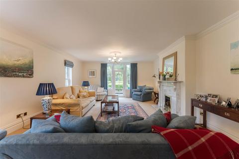 Dean House Clanage Road, Bristol, BS3 2JX