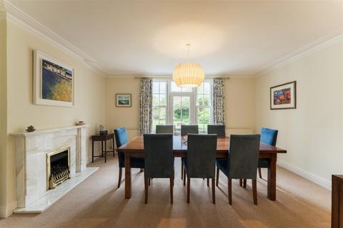 Dean House Clanage Road, Bristol, BS3 2JX
