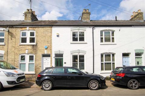 2 bedroom terraced house to rent, Catharine Street, Cambridge CB1
