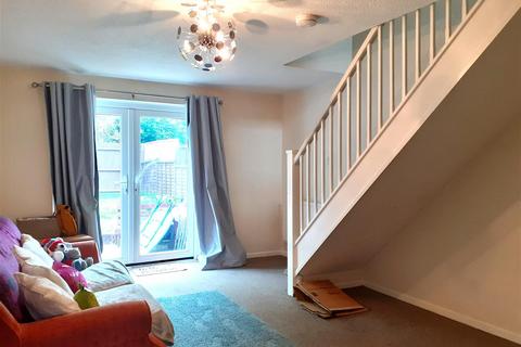 2 bedroom house to rent, Blackthorn Close, Belmont, Hereford